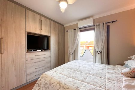 Casa à venda com 252m², 4 quartos e 2 vagas Casa à venda com 252m², 4 quartos e 2 vagasSuíte 1