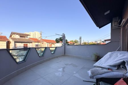 Casa à venda com 252m², 4 quartos e 2 vagas Casa à venda com 252m², 4 quartos e 2 vagasSacada da Suíte 1 e Quarto