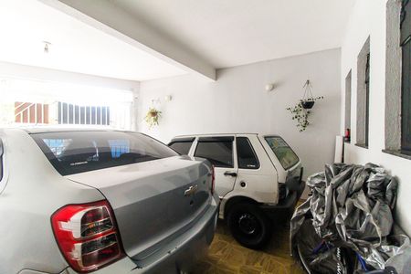 Casa à venda com 300m², 3 quartos e 3 vagas Casa à venda com 300m², 3 quartos e 3 vagasGaragem