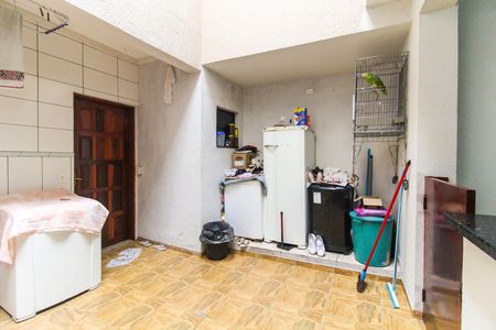 Casa à venda com 300m², 3 quartos e 3 vagas Casa à venda com 300m², 3 quartos e 3 vagasÁrea de Serviço