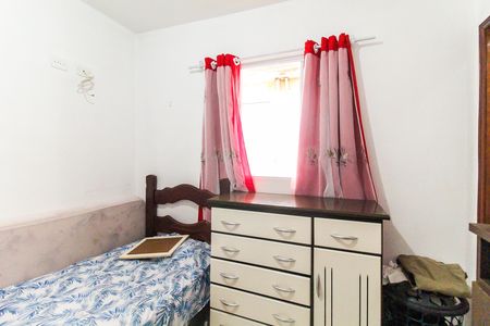 Casa à venda com 300m², 3 quartos e 3 vagas Casa à venda com 300m², 3 quartos e 3 vagasSuíte 2
