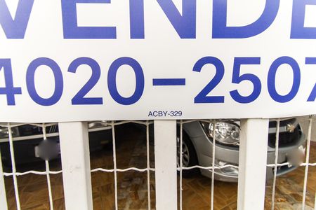 Casa à venda com 300m², 3 quartos e 3 vagas Casa à venda com 300m², 3 quartos e 3 vagasACBY - 329