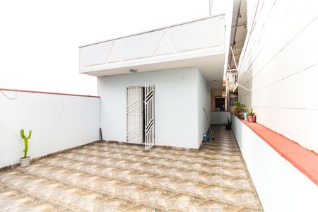 Casa à venda com 300m², 3 quartos e 3 vagas Casa à venda com 300m², 3 quartos e 3 vagasVaranda da Suíte 3