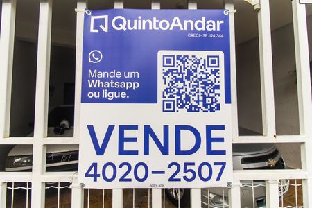 Casa à venda com 300m², 3 quartos e 3 vagas Casa à venda com 300m², 3 quartos e 3 vagasPlaca