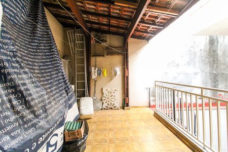 Casa à venda com 300m², 3 quartos e 3 vagas Casa à venda com 300m², 3 quartos e 3 vagasVaranda 2