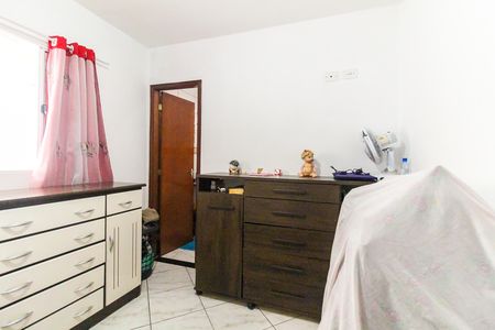Casa à venda com 300m², 3 quartos e 3 vagas Casa à venda com 300m², 3 quartos e 3 vagasSuíte 2