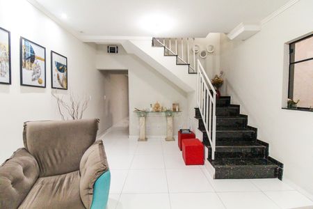 Sala de casa à venda com 3 quartos, 300m² em Cidade Líder, São Paulo