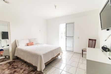 Casa à venda com 300m², 3 quartos e 3 vagas Casa à venda com 300m², 3 quartos e 3 vagasSuíte 3