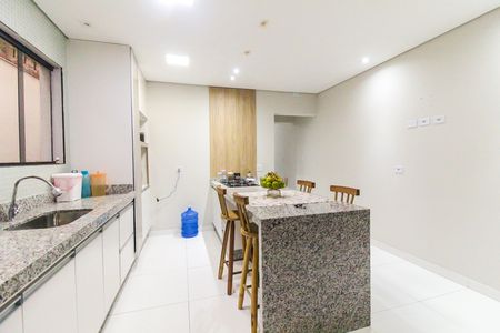 Casa à venda com 300m², 3 quartos e 3 vagas Casa à venda com 300m², 3 quartos e 3 vagasCozinha