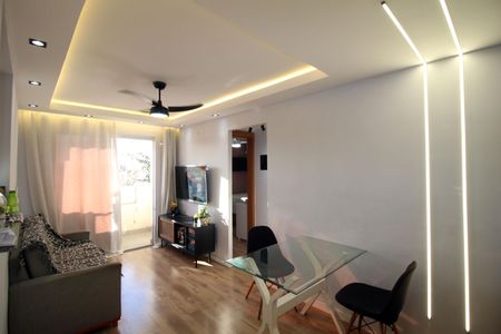 Sala de apartamento à venda com 2 quartos, 50m² em Irajá, Rio de Janeiro