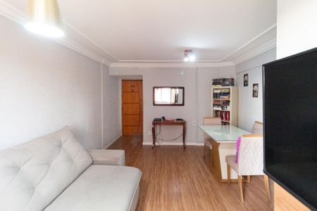 Apartamento para alugar com 77m², 2 quartos e 1 vagaSala