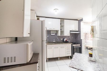 Apartamento para alugar com 77m², 2 quartos e 1 vagaCozinha e área de serviço