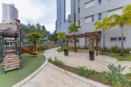Apartamento para alugar com 124m², 3 quartos e 2 vagas Apartamento para alugar com 124m², 3 quartos e 2 vagasÁrea comum - Playground
