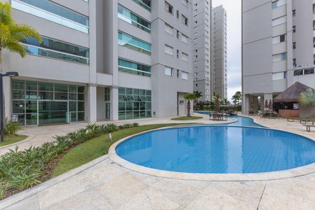 Apartamento para alugar com 124m², 3 quartos e 2 vagas Apartamento para alugar com 124m², 3 quartos e 2 vagasÁrea comum - Piscina