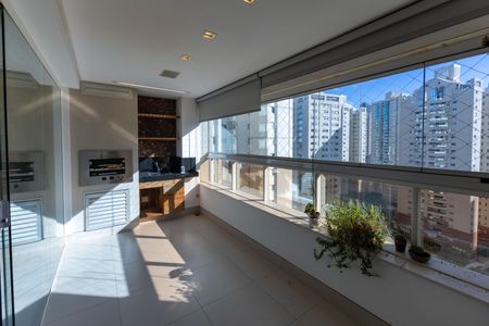 Varanda da Sala de apartamento para alugar com 3 quartos, 124m² em Vila da Serra, Nova Lima