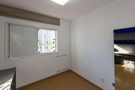 Apartamento para alugar com 124m², 3 quartos e 2 vagas Apartamento para alugar com 124m², 3 quartos e 2 vagasQuarto 2