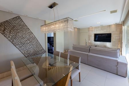 Apartamento para alugar com 124m², 3 quartos e 2 vagas Apartamento para alugar com 124m², 3 quartos e 2 vagasSala de Jantar