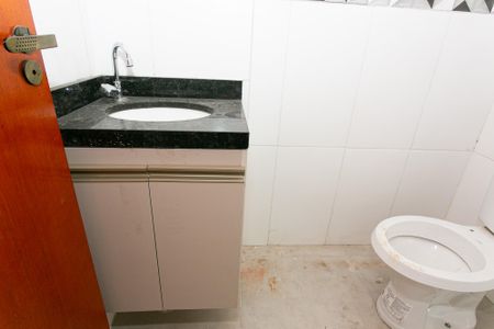 Apartamento para alugar com 43m², 2 quartos e sem vagaBanheiro