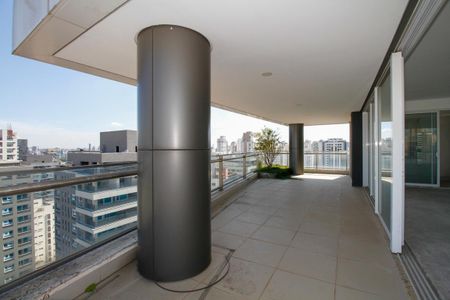 Apartamento à venda com 341m², 4 quartos e 5 vagasVaranda Gourmet