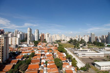 Apartamento à venda com 341m², 4 quartos e 5 vagasVista da Suíte 3