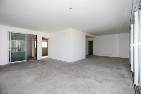 Apartamento à venda com 341m², 4 quartos e 5 vagasSala de Estar e Jantar