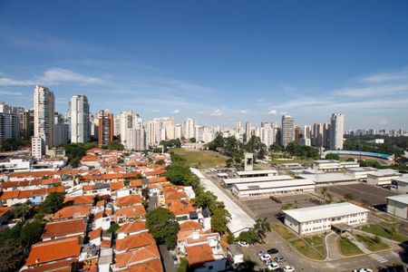 Apartamento à venda com 341m², 4 quartos e 5 vagasVista da Suíte 2