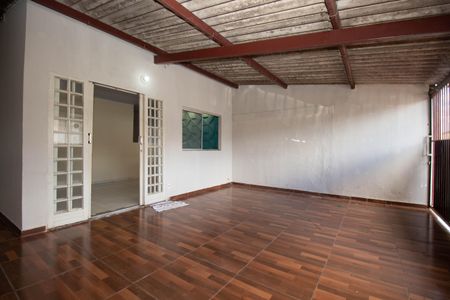 Casa para alugar com 113m², 3 quartos e 2 vagasGaragem