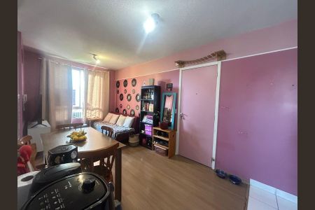 Apartamento à venda com 43m², 2 quartos e 1 vaga Apartamento à venda com 43m², 2 quartos e 1 vagaSala