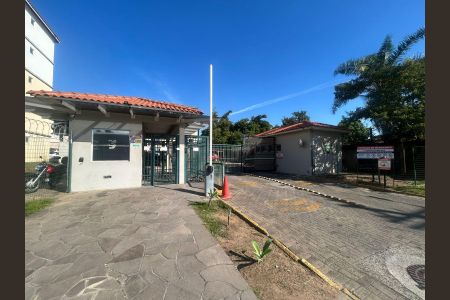 Apartamento à venda com 43m², 2 quartos e 1 vaga Apartamento à venda com 43m², 2 quartos e 1 vagaFachada e portaria