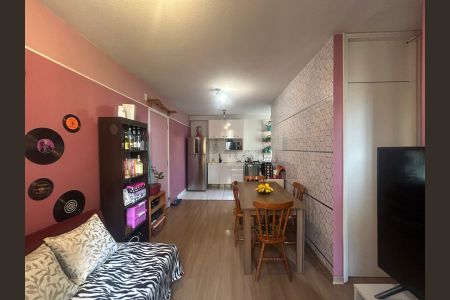 Apartamento à venda com 43m², 2 quartos e 1 vaga Apartamento à venda com 43m², 2 quartos e 1 vagaSala