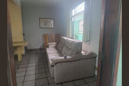 Casa de condomínio à venda com 202m², 4 quartos e 2 vagasSala