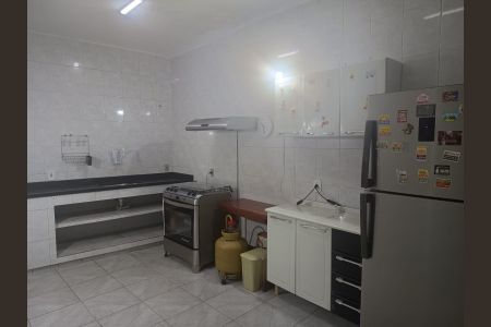 Casa de condomínio à venda com 202m², 4 quartos e 2 vagasCozinha