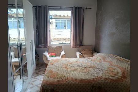 Casa de condomínio à venda com 202m², 4 quartos e 2 vagasQuarto