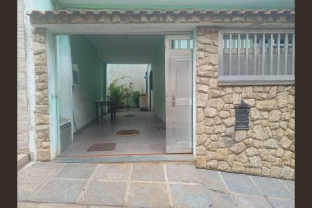 Casa de condomínio à venda com 202m², 4 quartos e 2 vagasÁrea externa