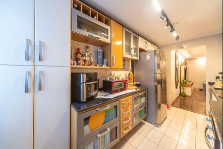 Apartamento à venda com 55m², 2 quartos e 1 vagaCozinha e Área de Serviço