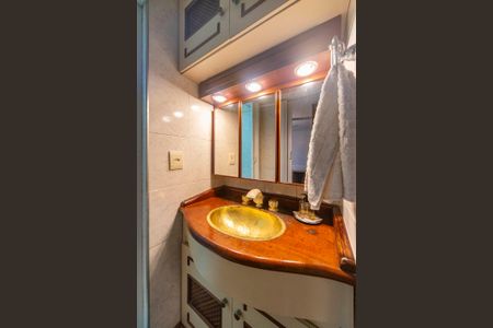 Apartamento à venda com 55m², 2 quartos e 1 vagaBanheiro 