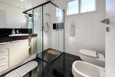Banheiro da Suíte 2 de casa à venda com 3 quartos, 366m² em Sumaré, São Paulo