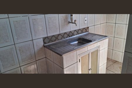 Apartamento para alugar com 68m², 2 quartos e sem vaga