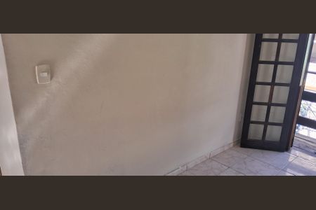 Apartamento para alugar com 68m², 2 quartos e sem vaga