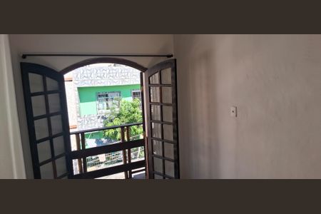 Apartamento para alugar com 68m², 2 quartos e sem vaga
