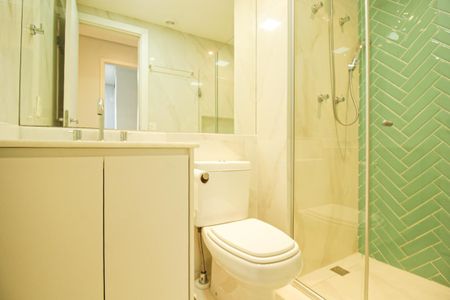 Apartamento à venda com 62m², 2 quartos e 2 vagas Apartamento à venda com 62m², 2 quartos e 2 vagasBanheiro