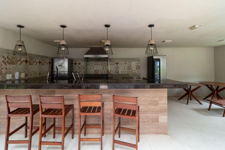 Apartamento à venda com 62m², 2 quartos e 2 vagas Apartamento à venda com 62m², 2 quartos e 2 vagasÁrea comum - Churrasqueira