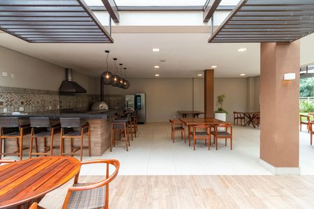 Apartamento à venda com 62m², 2 quartos e 2 vagas Apartamento à venda com 62m², 2 quartos e 2 vagasÁrea comum - Churrasqueira