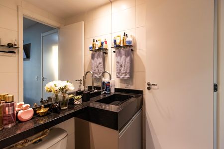 Apartamento à venda com 26m², 1 quarto e sem vagaBanheiro da Suíte