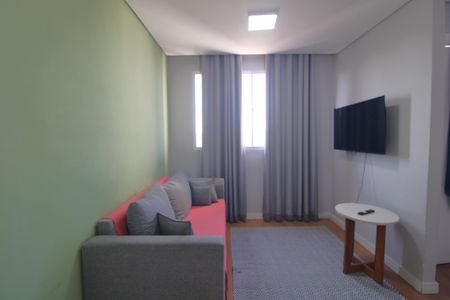 Sala de apartamento para alugar com 2 quartos, 41m² em Vila da Paz, São Paulo