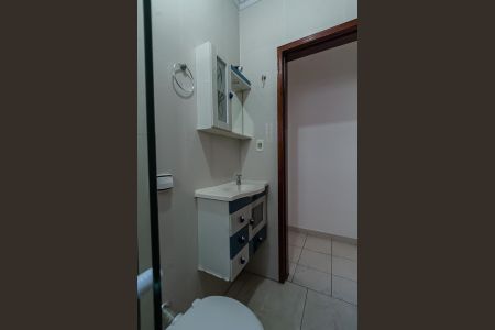 Casa para alugar com 206m², 3 quartos e 2 vagas Casa para alugar com 206m², 3 quartos e 2 vagasBanheiro Social 1