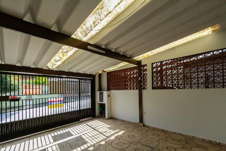 Casa para alugar com 206m², 3 quartos e 2 vagas Casa para alugar com 206m², 3 quartos e 2 vagasGaragem