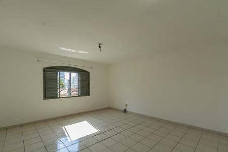 Casa para alugar com 206m², 3 quartos e 2 vagas Casa para alugar com 206m², 3 quartos e 2 vagasQuarto 1