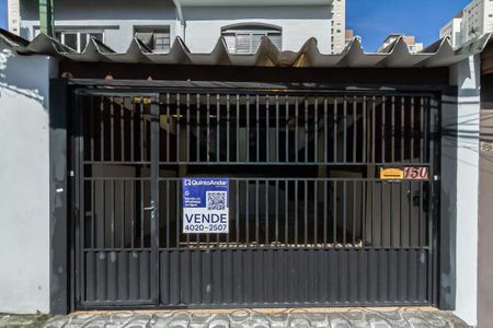 Casa para alugar com 206m², 3 quartos e 2 vagas Casa para alugar com 206m², 3 quartos e 2 vagasFachada