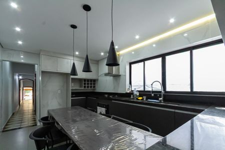 Casa para alugar com 206m², 3 quartos e 2 vagas Casa para alugar com 206m², 3 quartos e 2 vagasCozinha
